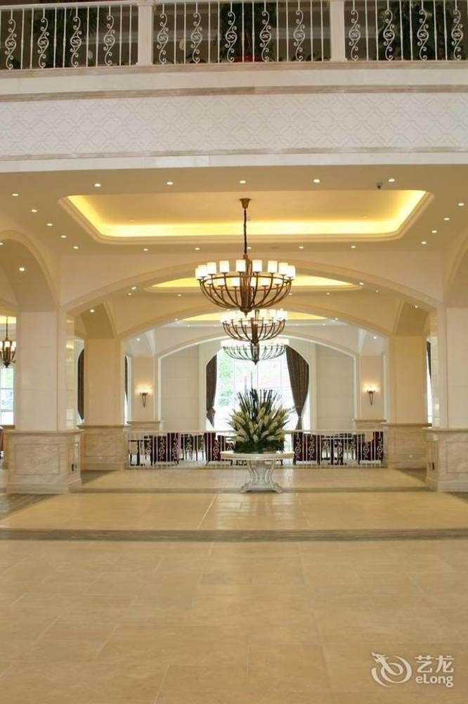 Blue Sky Hotel Yantai Εξωτερικό φωτογραφία